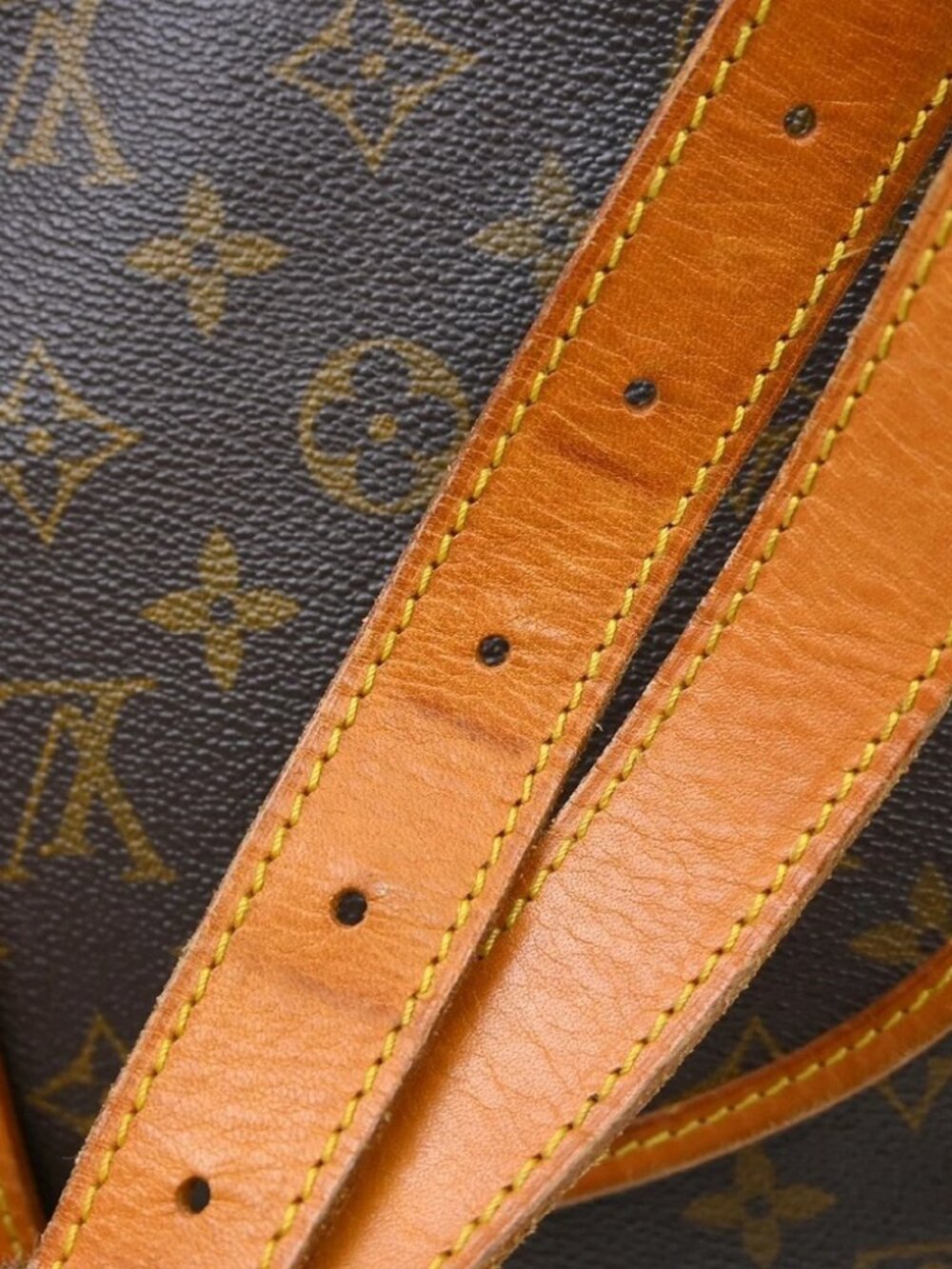 LOUIS VUITTON SAUMUR 35 SHOULDER BAG MONOGRAM - Picture 3 of 14